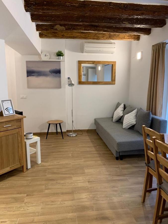 Apartaments Impro Mora d'Ebre Ngoại thất bức ảnh