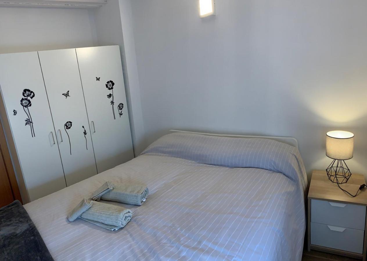 Apartaments Impro Mora d'Ebre Ngoại thất bức ảnh