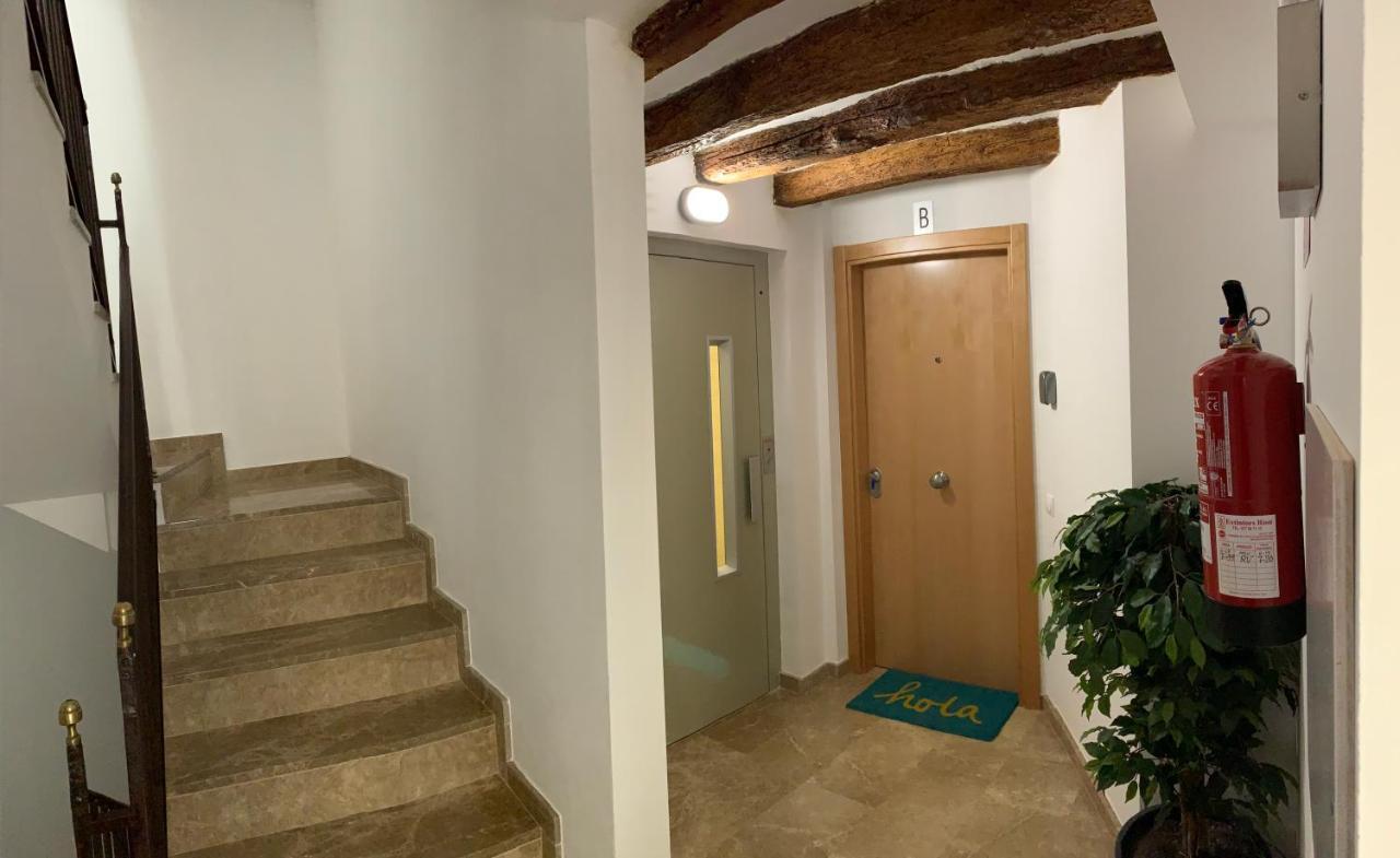Apartaments Impro Mora d'Ebre Ngoại thất bức ảnh